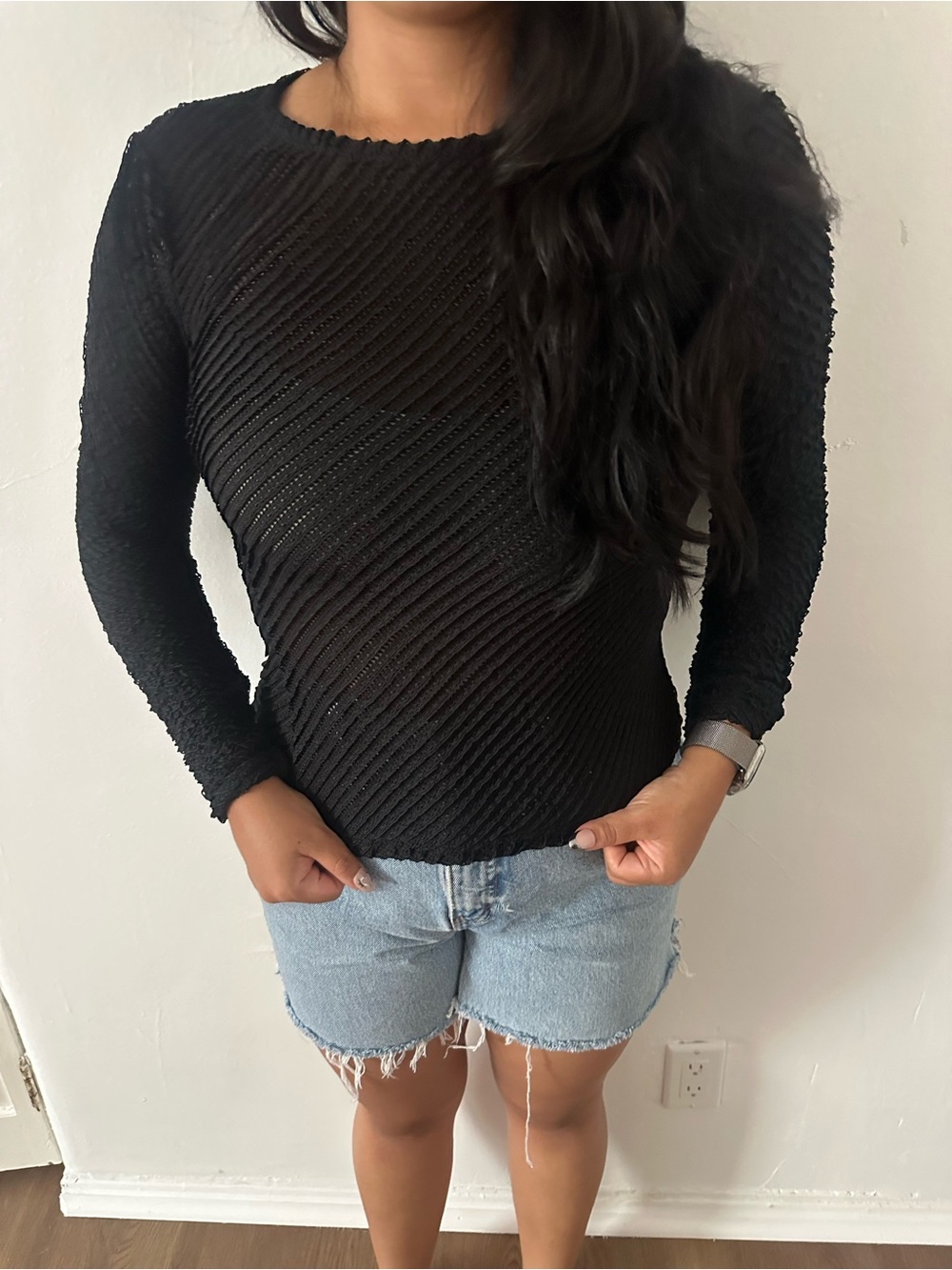 Motel rocks textured black, long sleeve